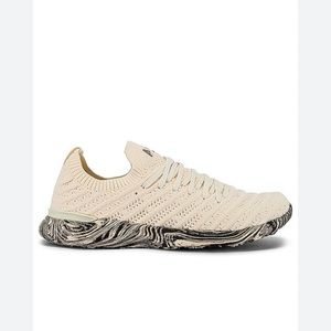 BRAND NEW APL TechLoom Wave Sneaker - Size 8